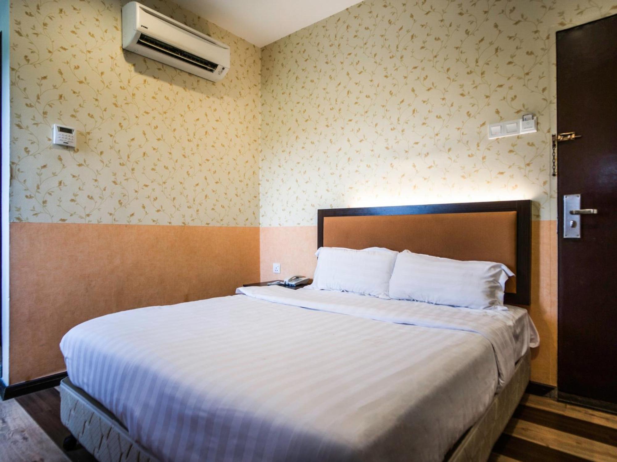 Sky Star Hotel Klia/Klia2 Kampong Bekoh Exterior photo