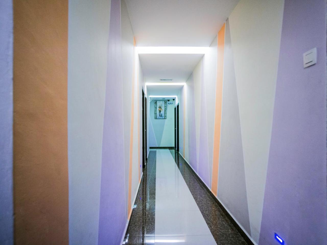 Sky Star Hotel Klia/Klia2 Kampong Bekoh Exterior photo